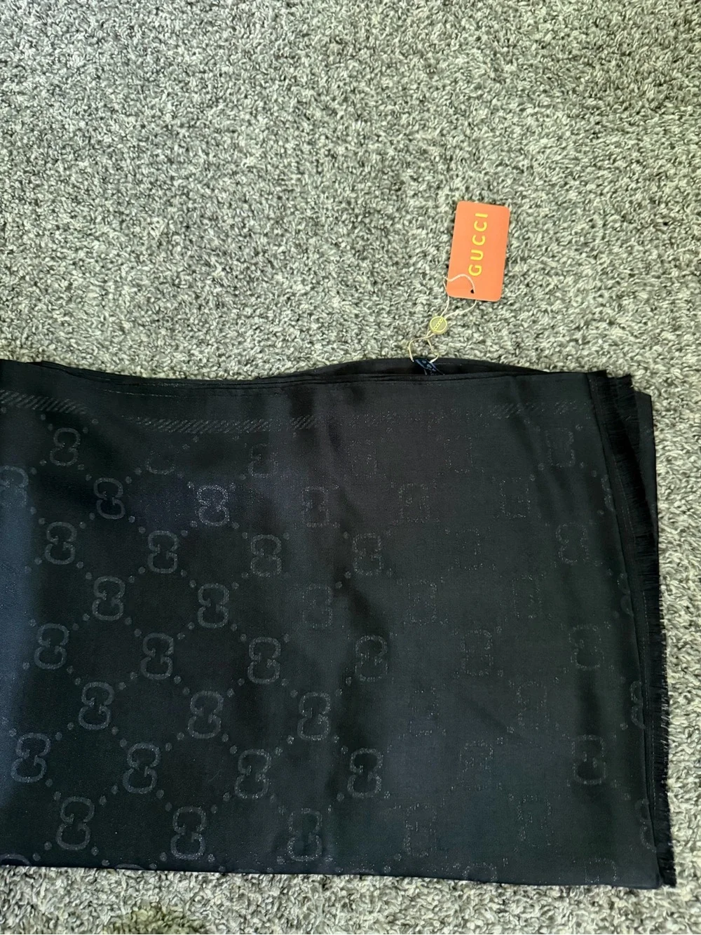 G u c c i  scarves  2 pieces